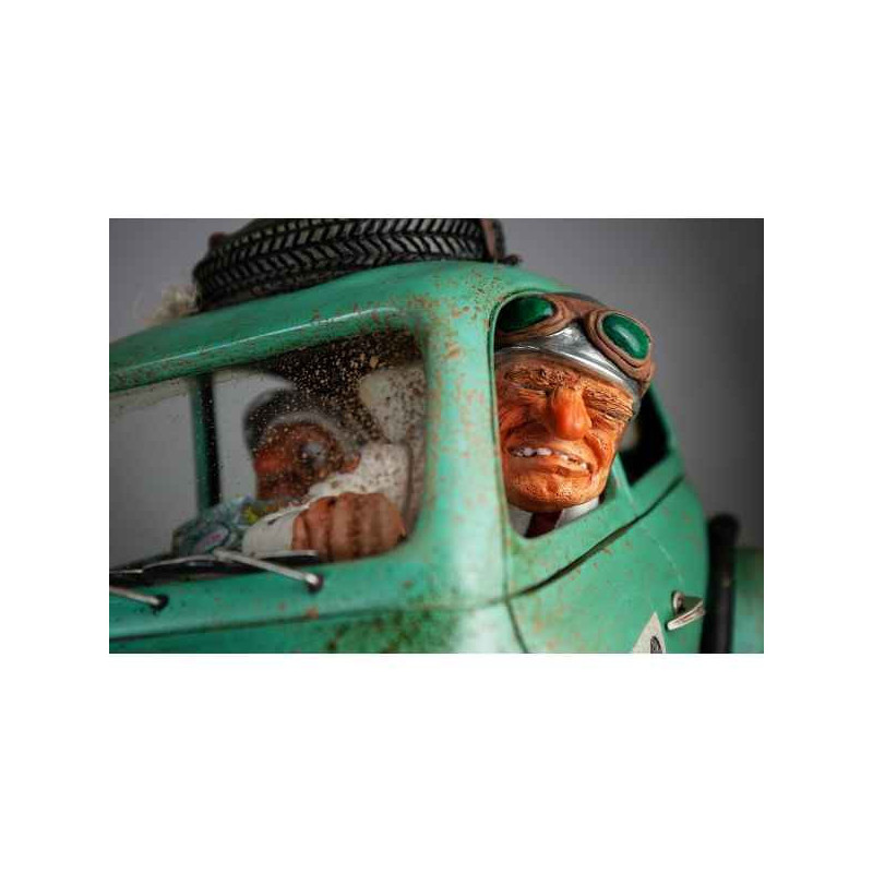 Phare-en-phare présente Grande figurine forchino collection voitures la voiture rallye -FO85088 Forchino thème Statue et figurin